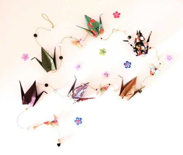 Birds and Papillons Garland