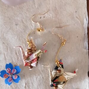 "Tsuru" Earrings – Origami Brown Gold Crane in Yuzen Washi Paper
