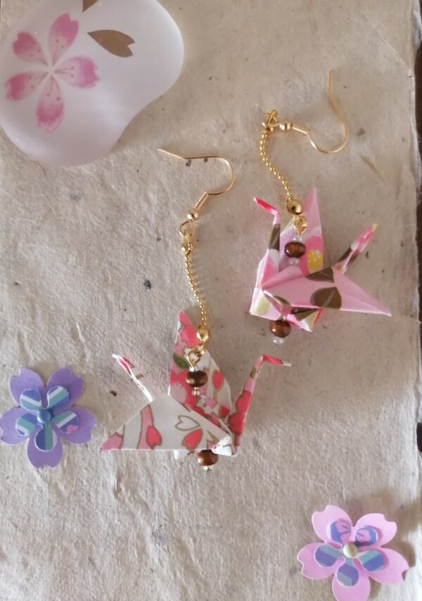 "Tsuru" Earrings – Origami "Wood Pink" Crane in Yuzen Washi Paper