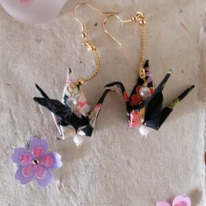 "Tsuru" Earrings – Origami Black Pink Crane in Yuzen Washi Paper