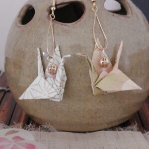 White and Gold Tsuru-shaped Earrings