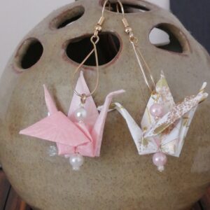 Tsuru Earrings pink white-toned