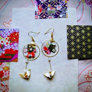 Tsuru & Sakura Petals Origami Hoop Earrings – Yuzen Washi