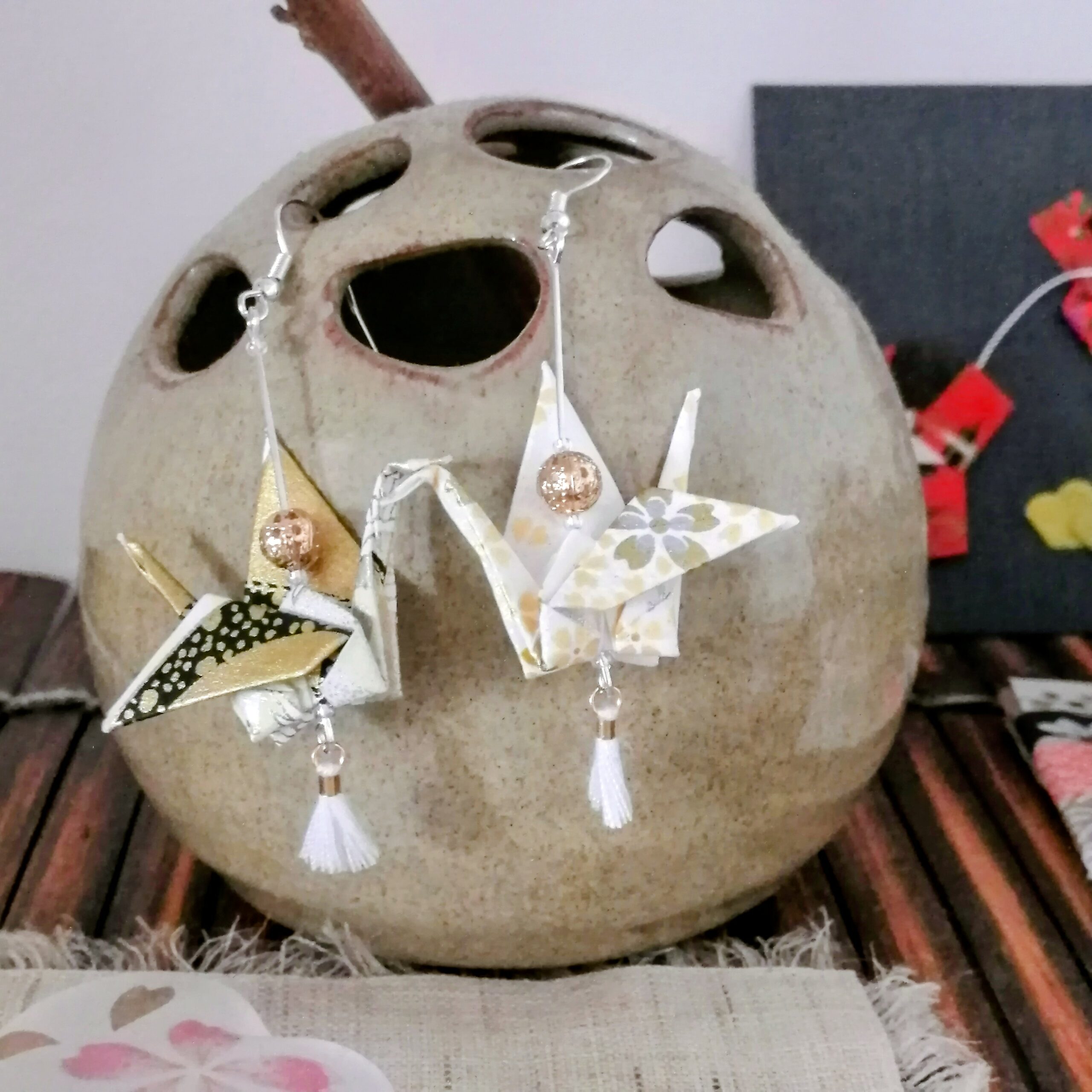 Tsuru Earrings Silver in Yuzen Washi paper - Gold White tone