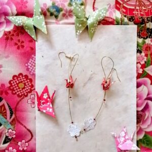 Tsuru with Sakura Red and White tone Earrings - Yuzen Washi